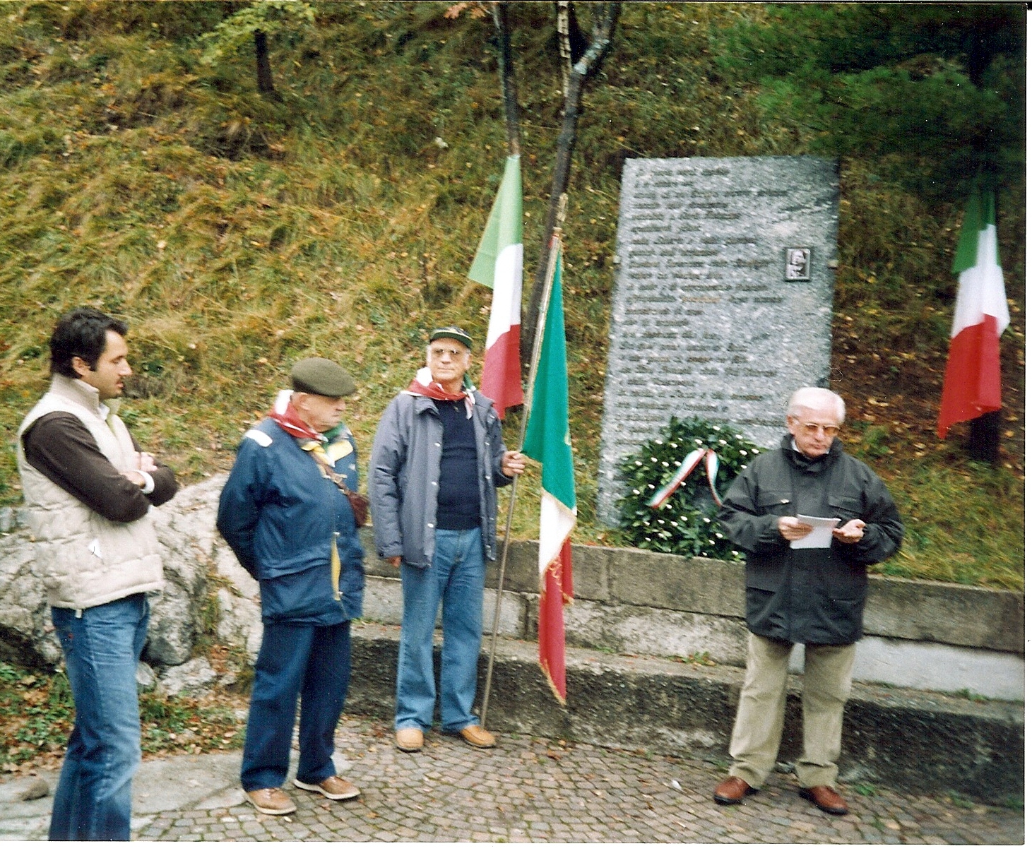 Inaugurazione targa in memoria dei partigiani ai Piani d'Erna